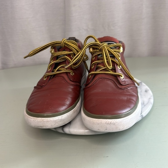 QUICKSILVER WORK SHOES SIZE(7) - Picture 2 of 7